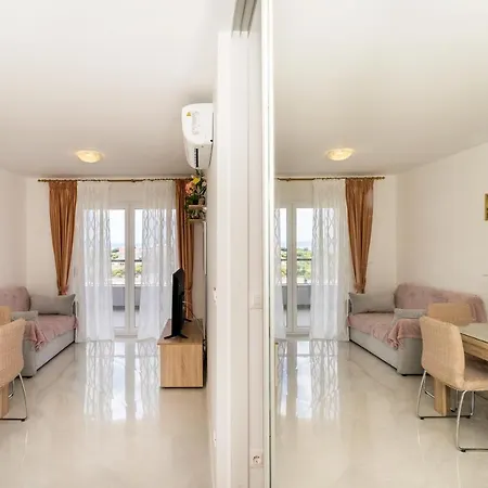 Modern Sirobuja Apartment *
