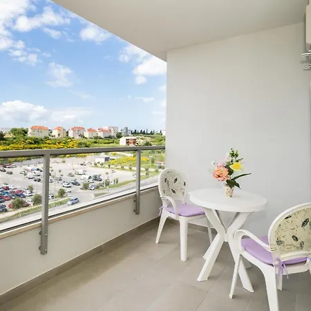 Modern Sirobuja Apartment