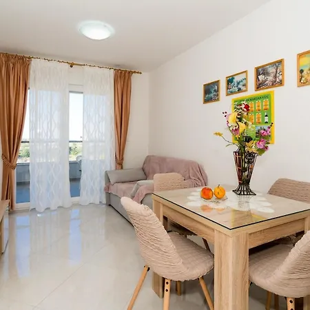 Modern Sirobuja Apartment *
