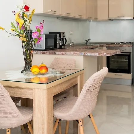 Modern Sirobuja Apartment *