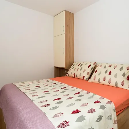 Modern Sirobuja Apartment *